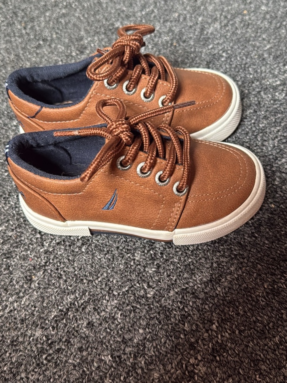 Nautica Boys Brown Sneakers with Navy Lining
